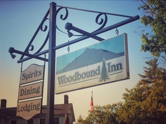 Woodbound Inn Rindge Bagian luar foto
